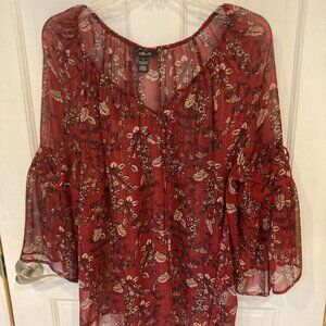 Style & Co. Burgundy Bohemian blouse with billowy sleeves and leaf/flower design